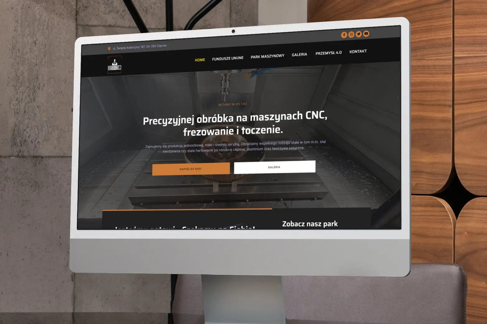Strona kscnc.pl – realizacja na laptopie
